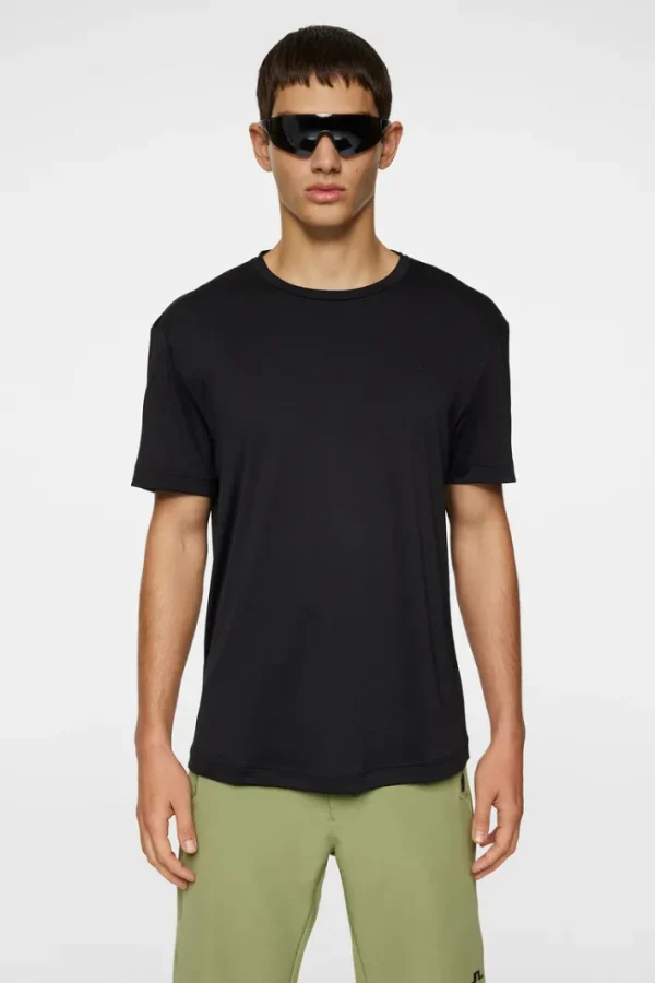 Ade T-shirt