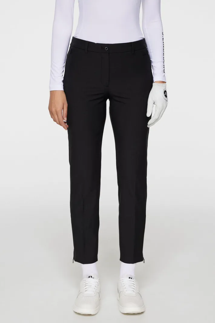 Pia Pant