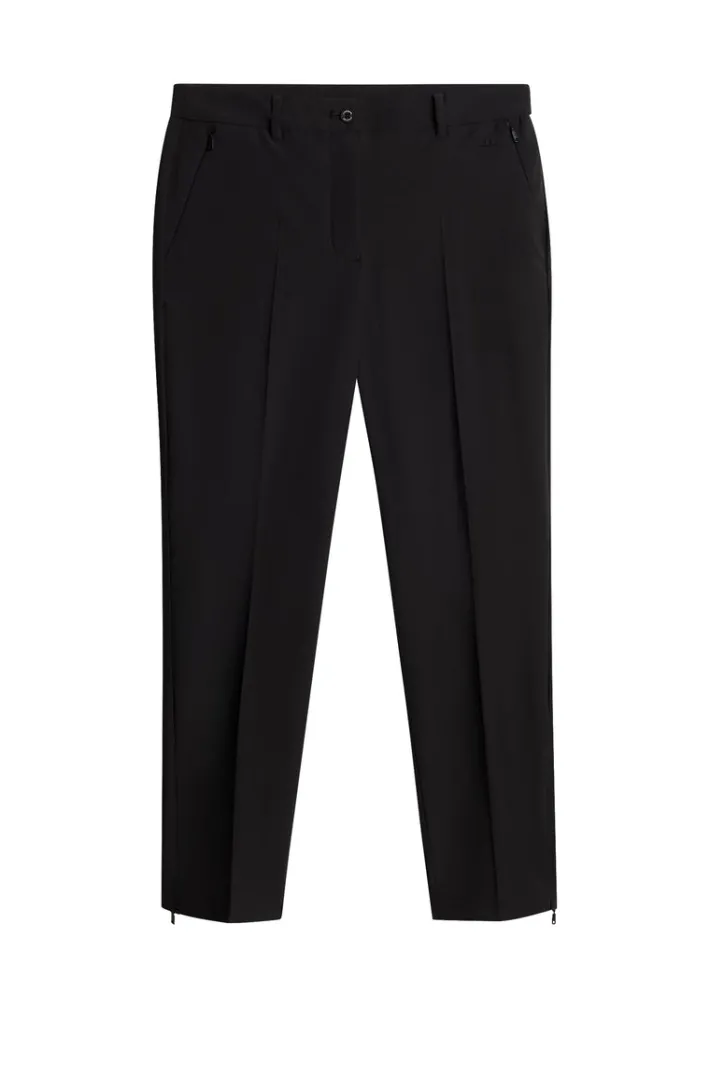 Pia Pant