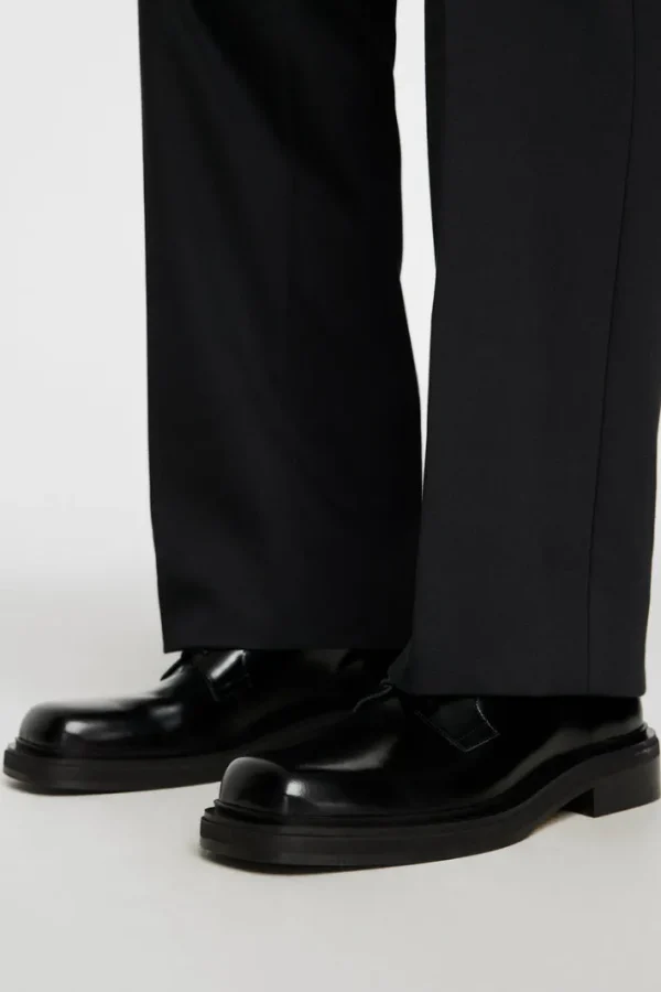 Ryker Square Toe Derby